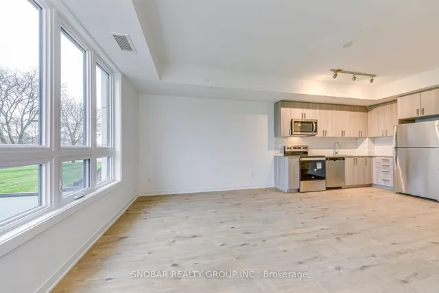 Additional image 13 of 4015 Hickory Dr Unit TH18