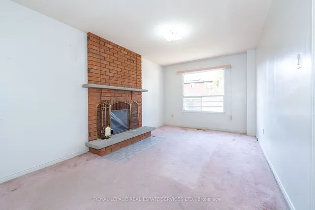 Additional image 15 of 2104 Laurelwood Dr