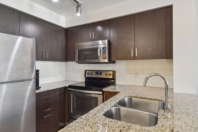 Additional image 6 of 80 Esther Lorrie Dr Unit 321