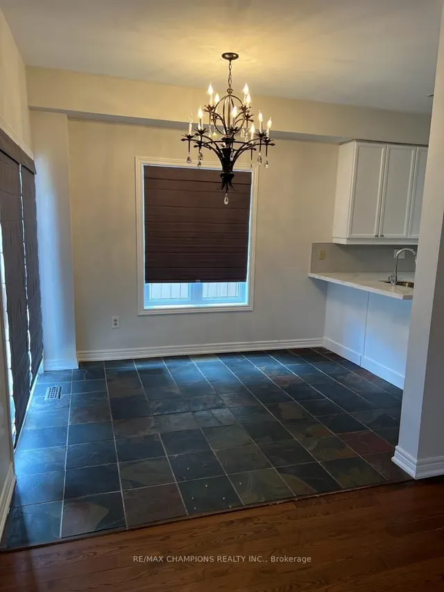 Additional image 4 of 2383 Hilda Dr