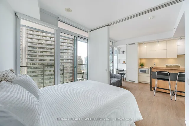 Additional image 14 of 125 Peter St Unit 3012