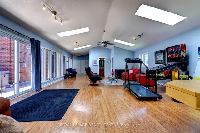 Additional image 20 of 102 Kenpark Ave