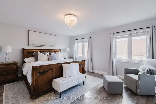 Additional image 28 of 745 Candlestick Circ