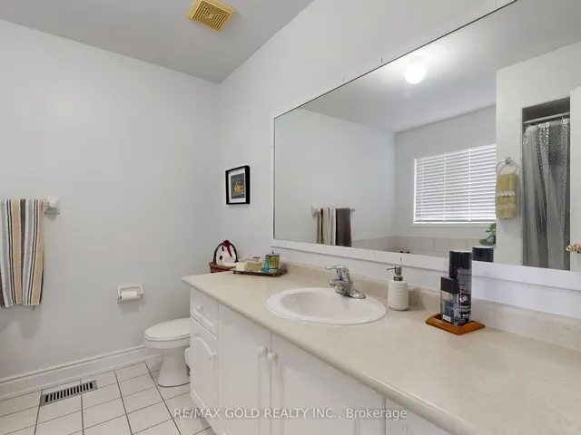 Additional image 17 of 18 Thimbleberry St
