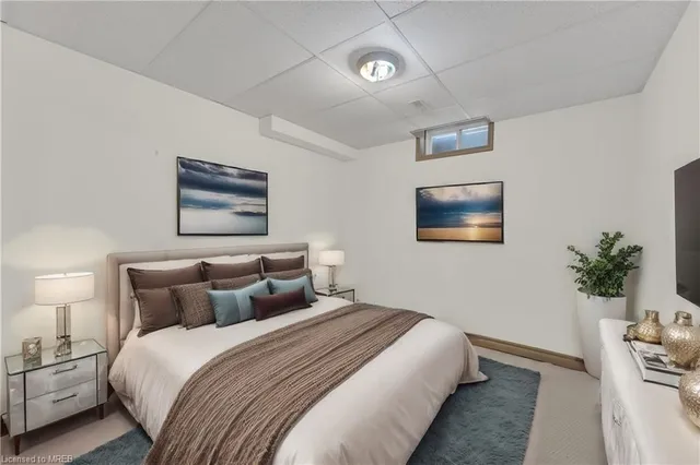 Additional image 36 of 48 Zachary Dr