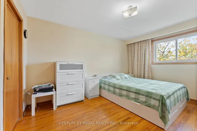 Additional image 19 of 248 Fairglen Ave