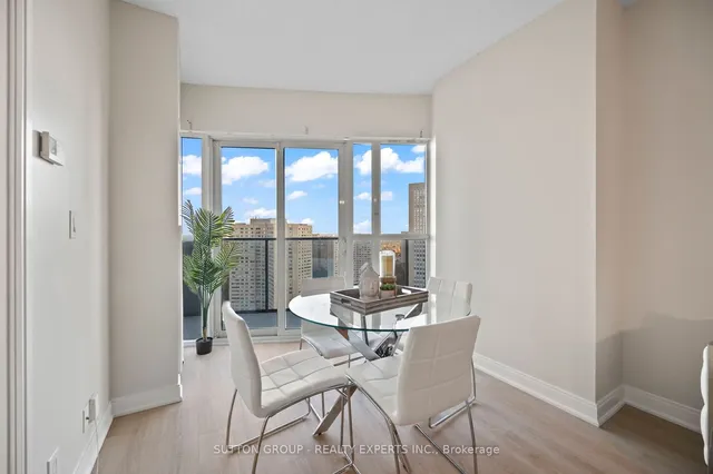 Additional image 30 of 60 Absolute Ave Unit 1901