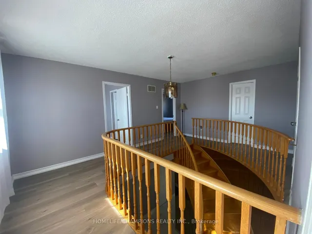 Additional image 18 of 46 Canmore Blvd