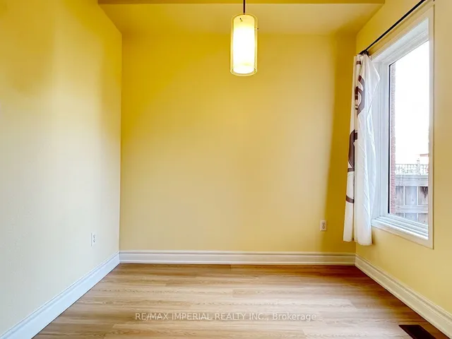 Additional image 10 of 203 Roxton Rd