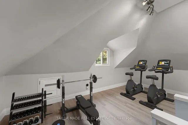 Additional image 26 of 42 Centre St