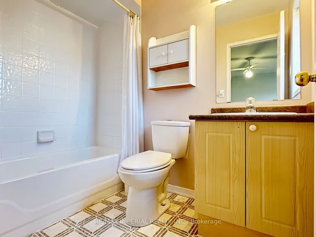 Additional image 18 of 203 Roxton Rd