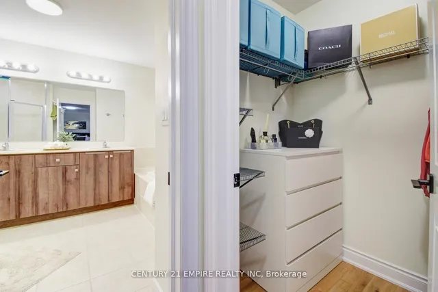 Additional image 30 of 33 Junior Rd