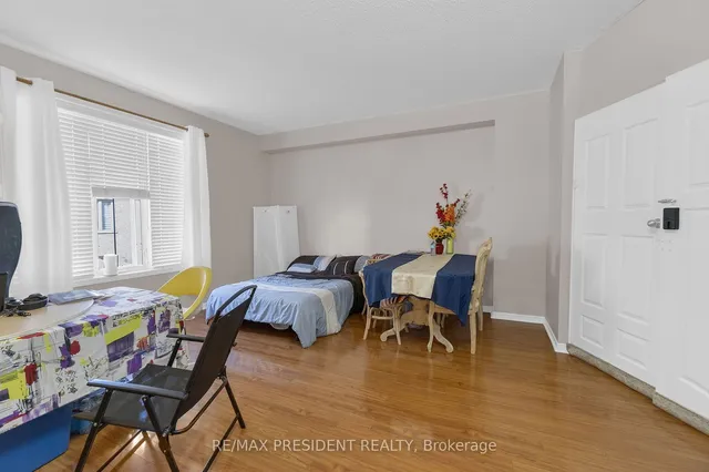 Additional image 18 of 103 Cedar Lake Cres