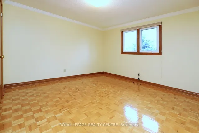 Additional image 23 of 4229 Capilano Crt