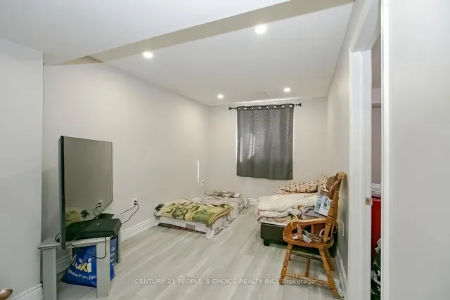 Additional image 29 of 58 Lanark Circ