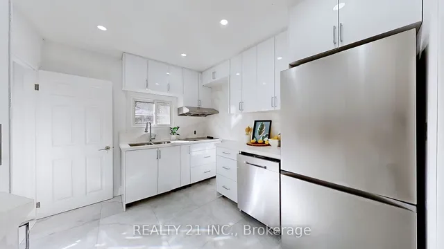 Additional image 11 of 92 King Edward Ave