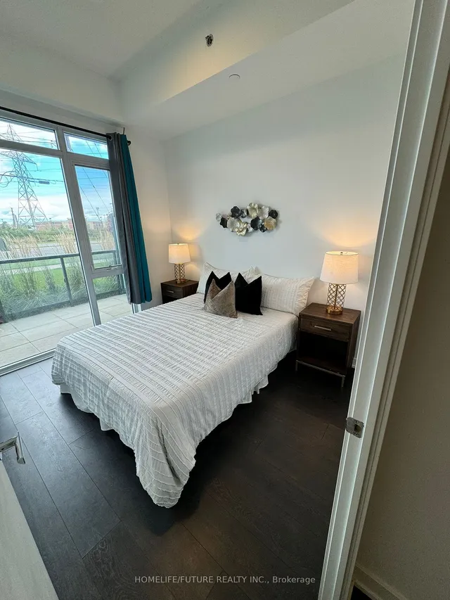 Additional image 7 of 3200 Dakota Common Unit B105