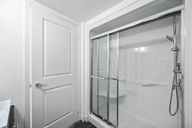 Additional image 24 of 25 Town Centre Crt Unit 1205