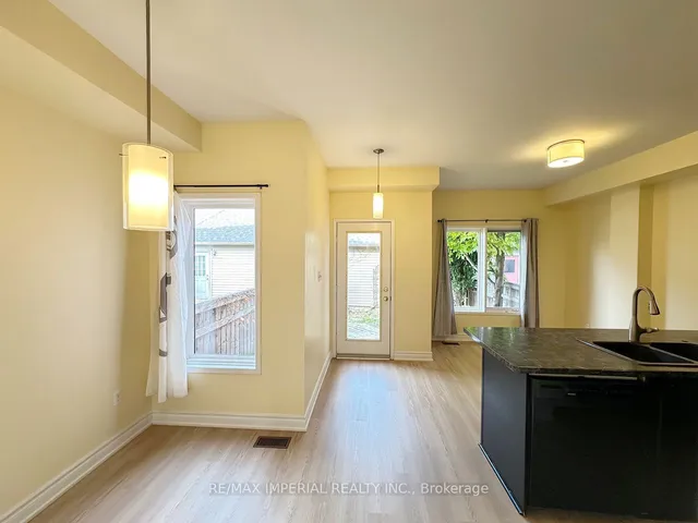 Additional image 7 of 203 Roxton Rd