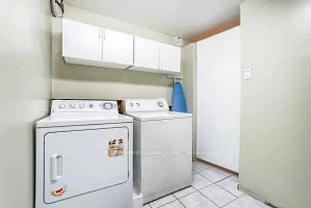 Additional image 37 of 292 Laurentian Ave