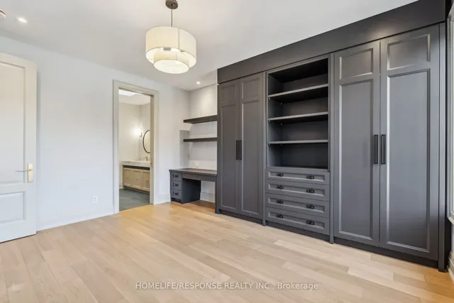 Additional image 30 of 8 MARTIN GROVE Rd