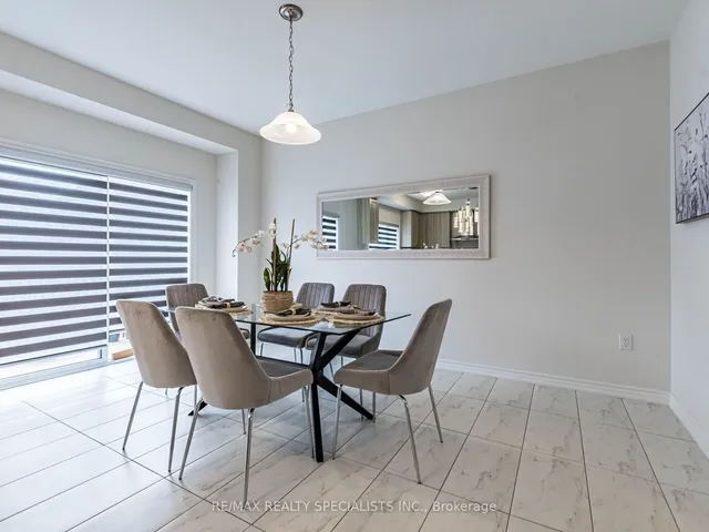 Additional image 14 of 87 Dolobram Tr