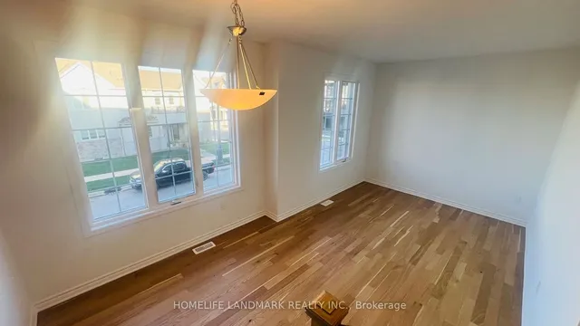 Additional image 19 of 3070 Merrick Rd