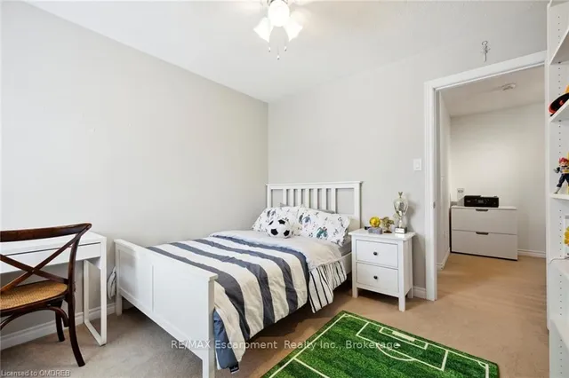 Additional image 30 of 300 RAVINEVIEW Way Unit 44