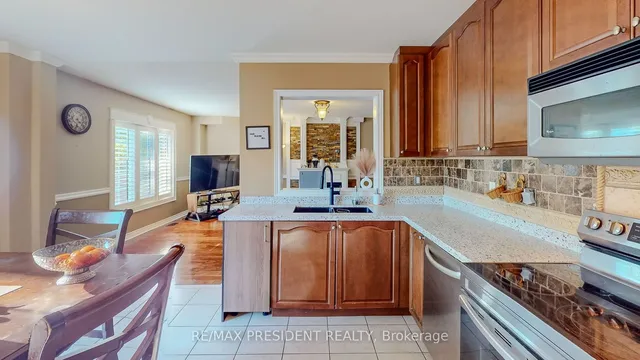 Additional image 9 of 36 Clarion Rd