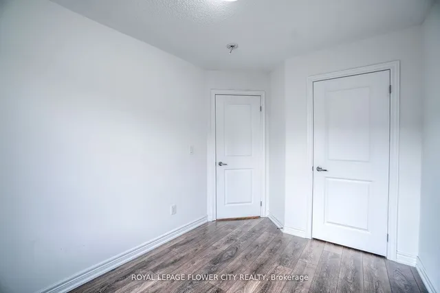 Additional image 32 of 14 Faye St