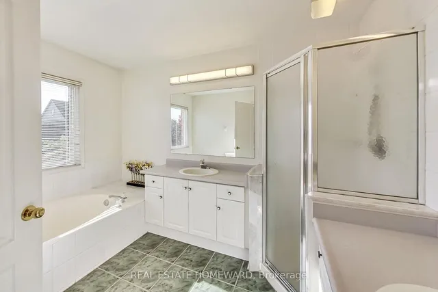 Additional image 23 of 1696 Danthorpe Dr