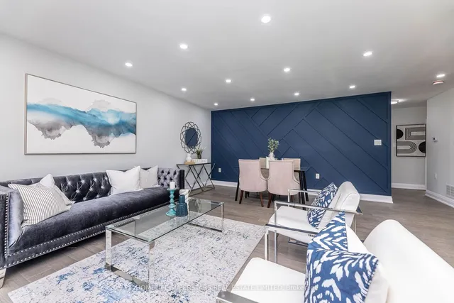 Additional image 3 of 59 Hollyhedge Dr