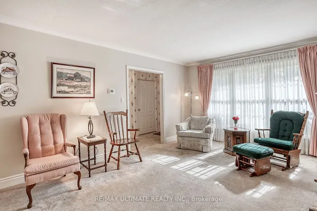 Additional image 36 of 42 Summerside Cres