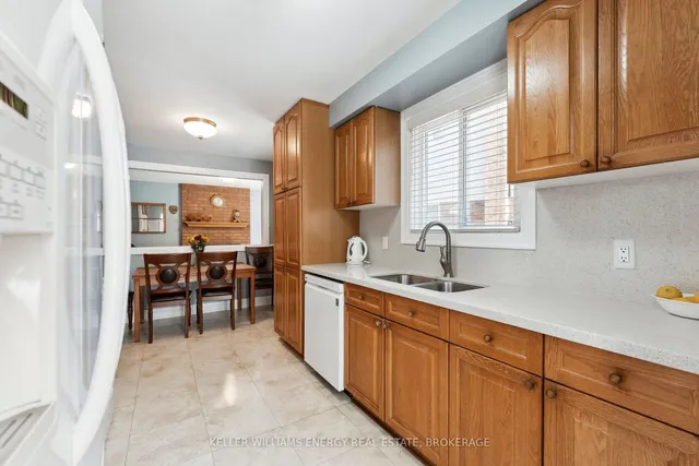 Additional image 8 of 30 Oleander Cres