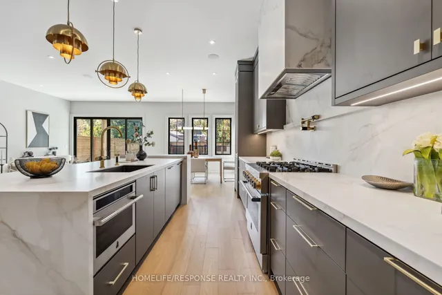 Additional image 10 of 8 MARTIN GROVE Rd