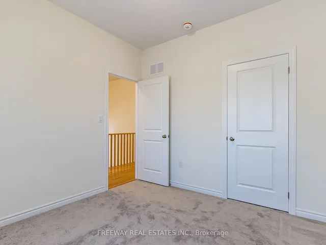 Additional image 25 of 36 Sapwood Cres