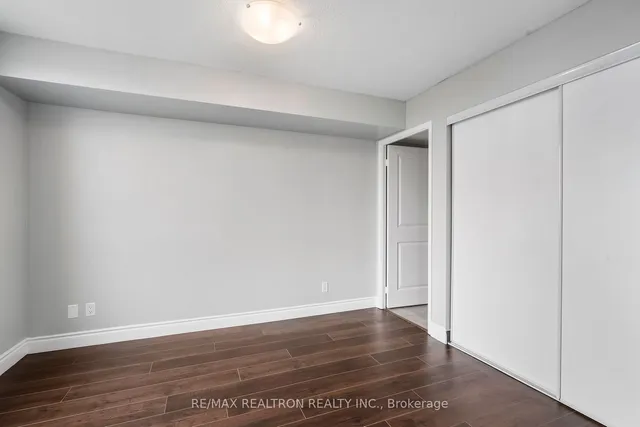 Additional image 20 of 8 Rosebank Dr Unit 11M