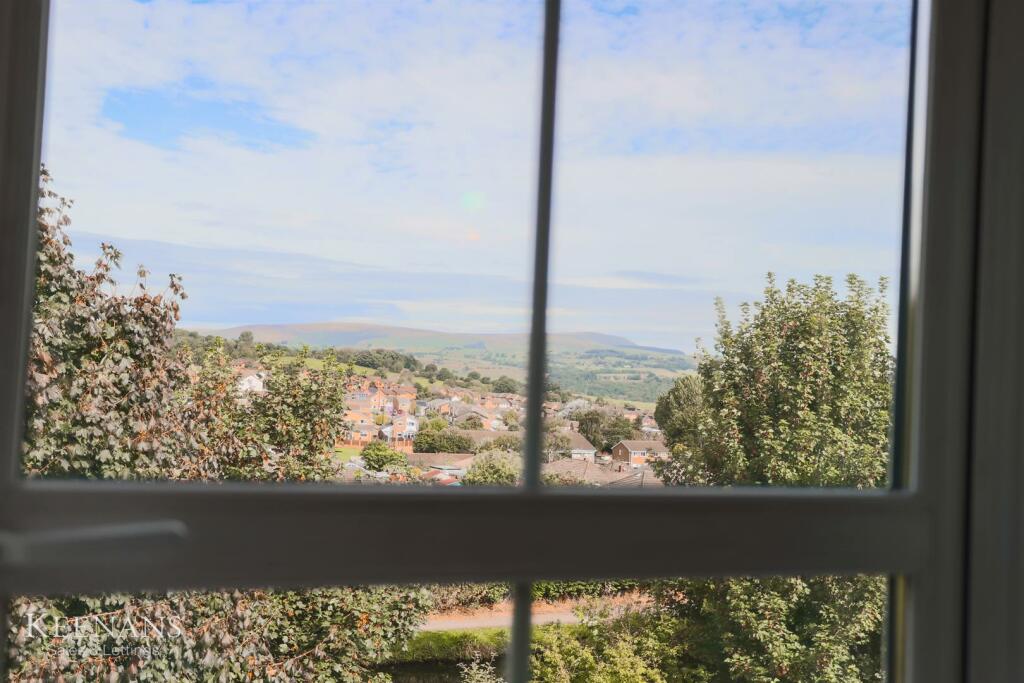 Additional image 4 of Whitpark Grove, Ightenhill