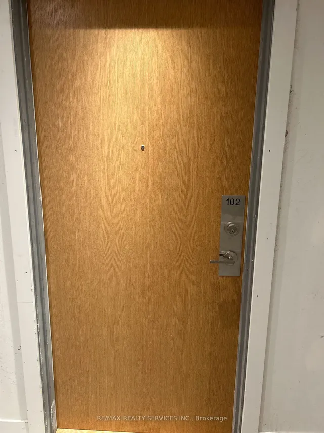 Additional image 4 of 1787 St Clair Ave Unit 102