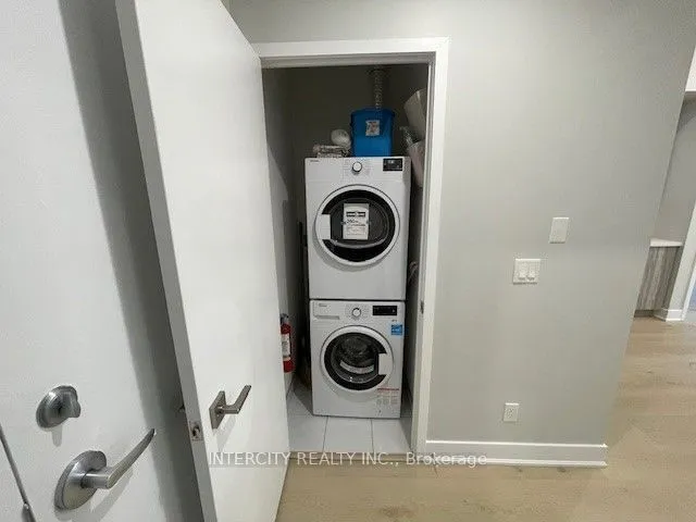 Additional image 19 of 297 Oak Walk Dr Unit 409