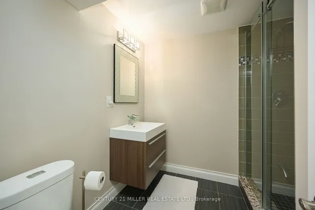 Additional image 32 of 1459 Durham St