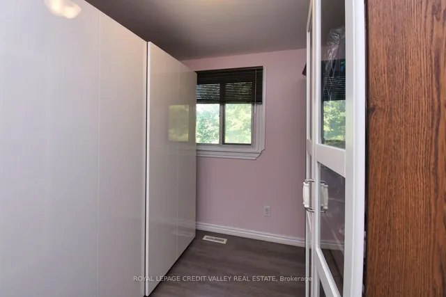 Additional image 18 of 141 Fleetwood Cres Unit 141