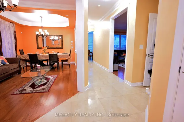 Additional image 13 of 22 Durango Dr