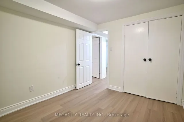 Additional image 18 of 7800 Priory Cres