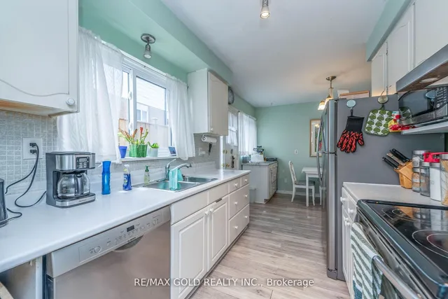 Additional image 17 of 6872 Darcel Ave