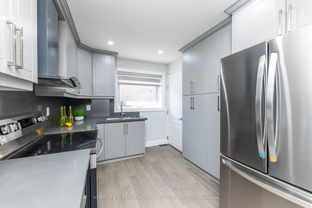 Additional image 11 of 59 Hollyhedge Dr