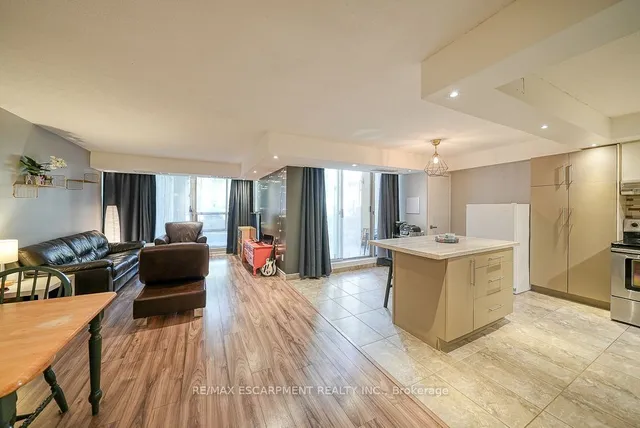 Additional image 12 of 1300 Marlborough Crt Unit 119