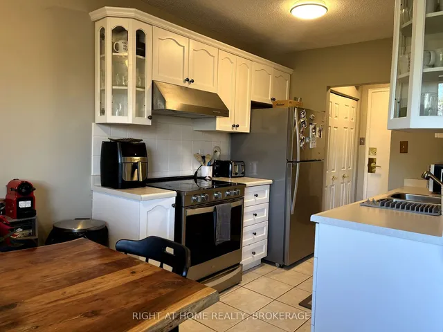 Additional image 12 of 2411 New St Unit 604