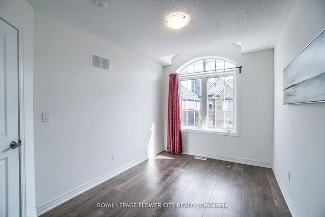 Additional image 29 of 14 Faye St