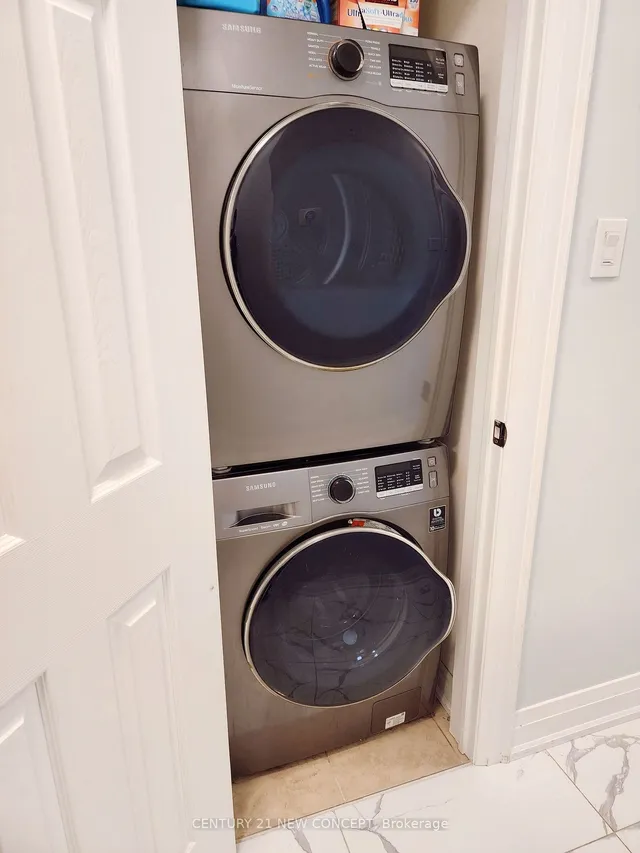 Additional image 18 of 960 Bloor St Unit 206